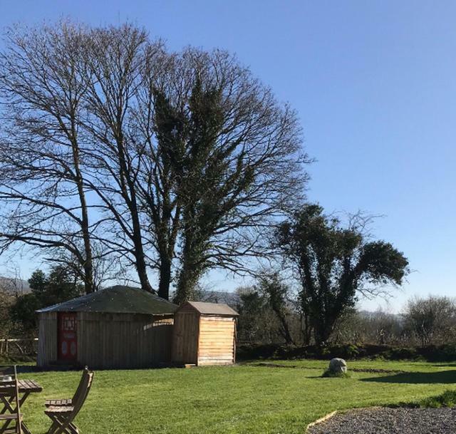 Mcclure Yurt At Carrigeen Glamping Kilkenny Exteriér fotografie