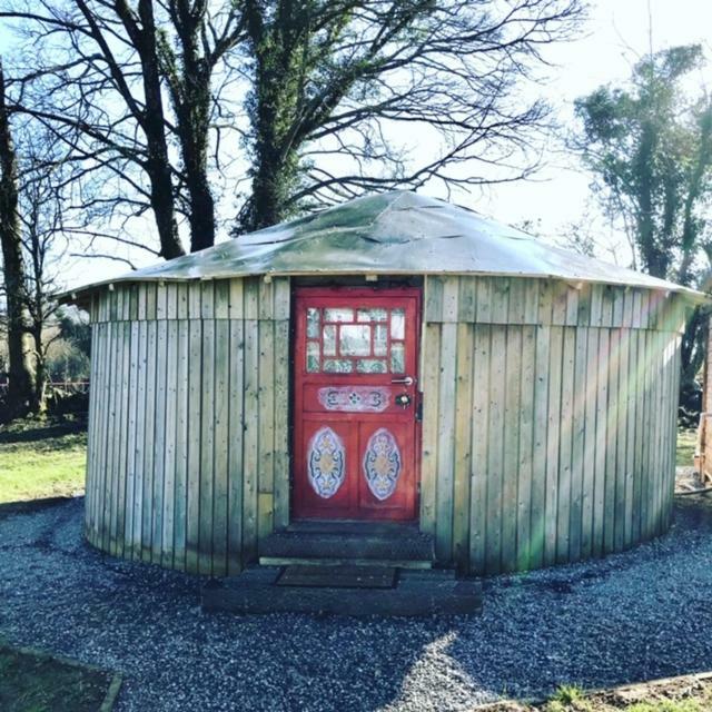 Mcclure Yurt At Carrigeen Glamping Kilkenny Exteriér fotografie