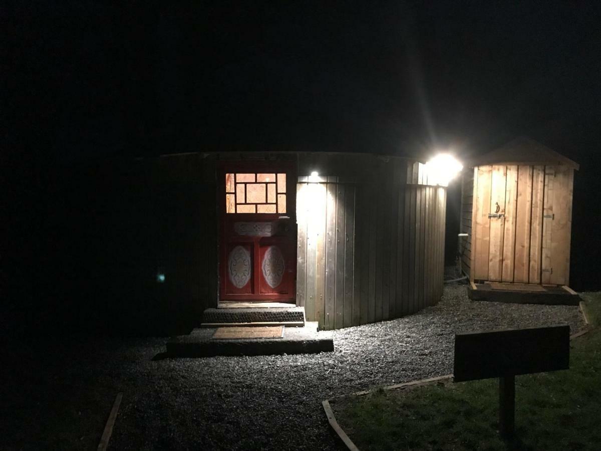 Mcclure Yurt At Carrigeen Glamping Kilkenny Exteriér fotografie